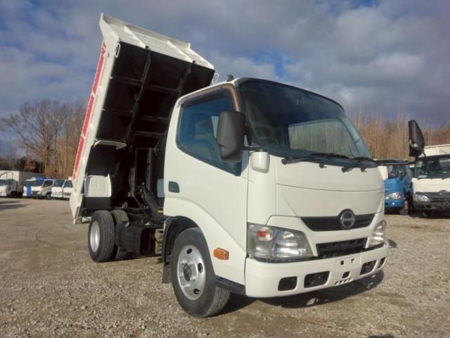 HINO DUTRO 2014