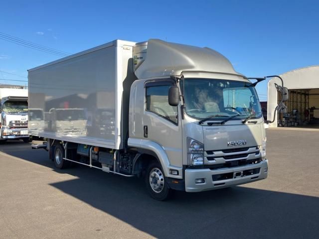 ISUZU FORWARD 2021