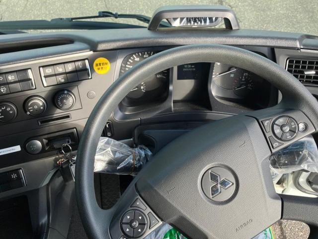 MITSUBISHI FUSOU SUPER GREAT 2023