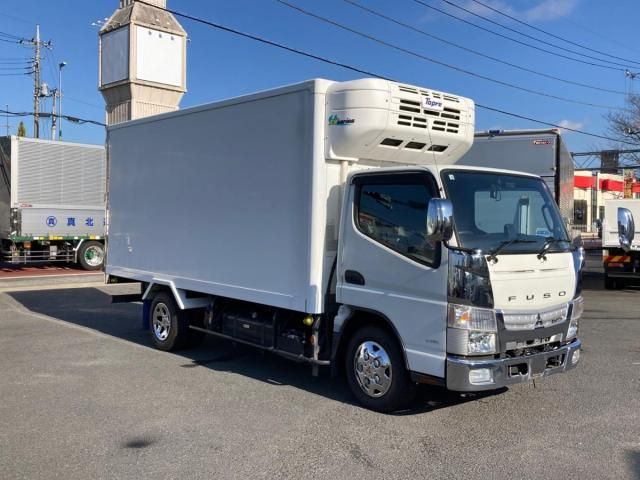 MITSUBISHI CANTER 2019