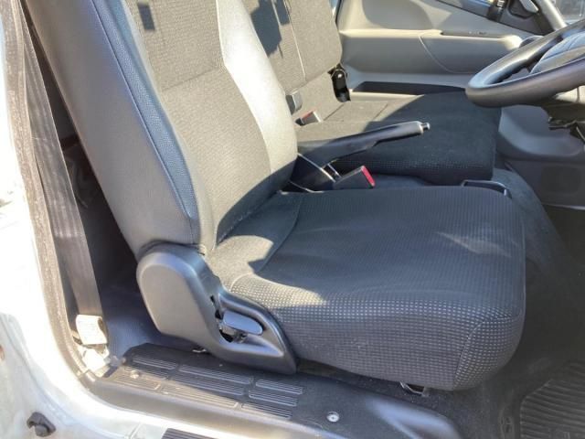 MITSUBISHI CANTER 2019