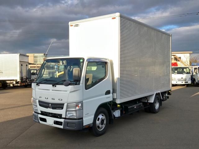 MITSUBISHI CANTER 2011
