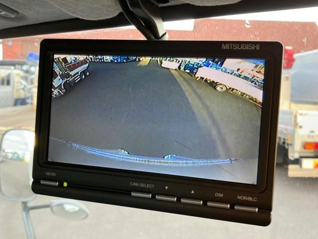 MITSUBISHI CANTER 2011