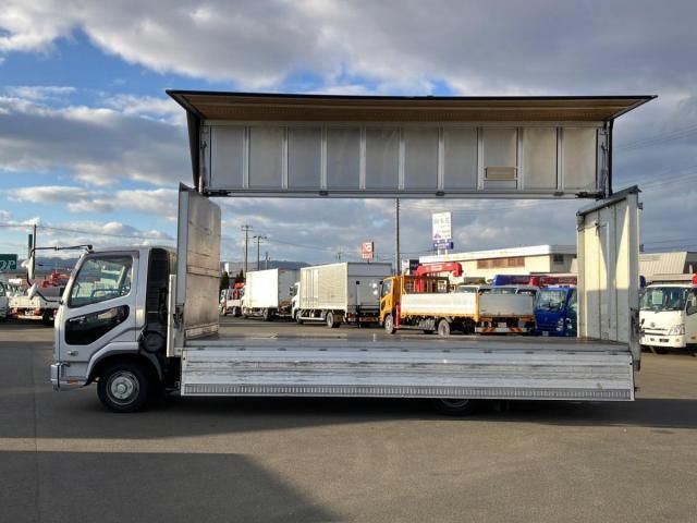 MITSUBISHI FUSOU FIGHTER 2011