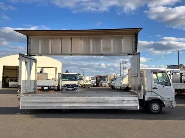 MITSUBISHI FUSOU FIGHTER 2011