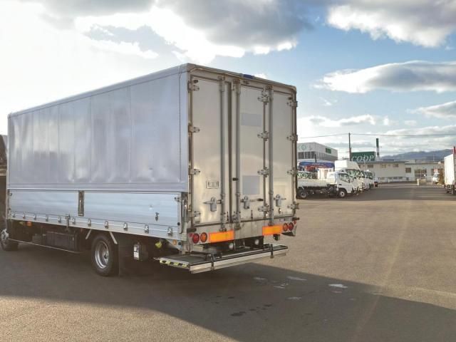 MITSUBISHI FUSOU FIGHTER 2011