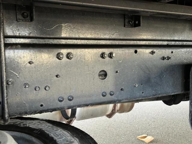 MITSUBISHI FUSOU FIGHTER 2011