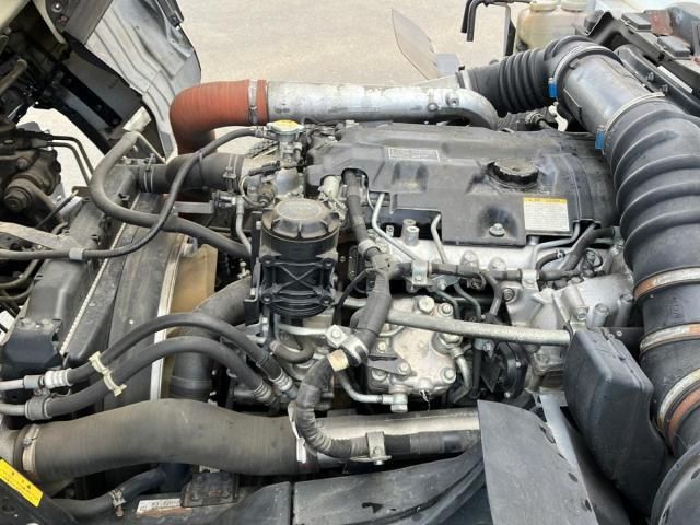 MITSUBISHI FUSOU FIGHTER 2011