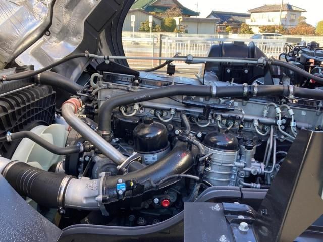 MITSUBISHI FUSOU SUPER GREAT 2023