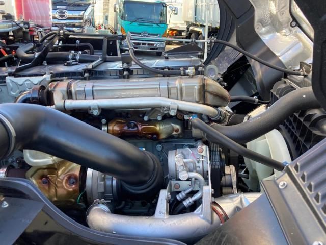 MITSUBISHI FUSOU SUPER GREAT 2023