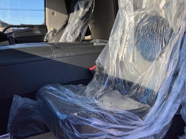 MITSUBISHI FUSOU SUPER GREAT 2023