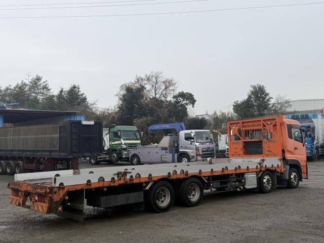 NISSAN DIESEL Quon 2014