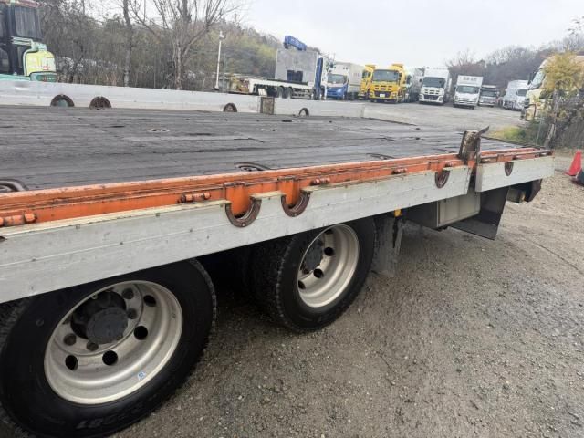 NISSAN DIESEL Quon 2014