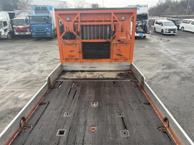 NISSAN DIESEL Quon 2014