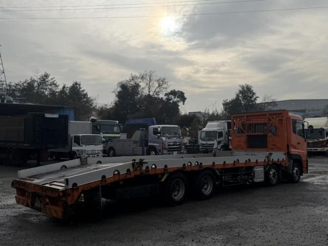 NISSAN DIESEL Quon 2014