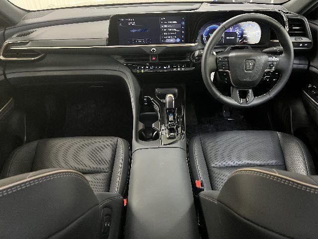 TOYOTA CROWN SPORT 2023