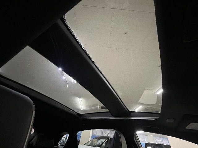 TOYOTA CROWN SPORT 2023