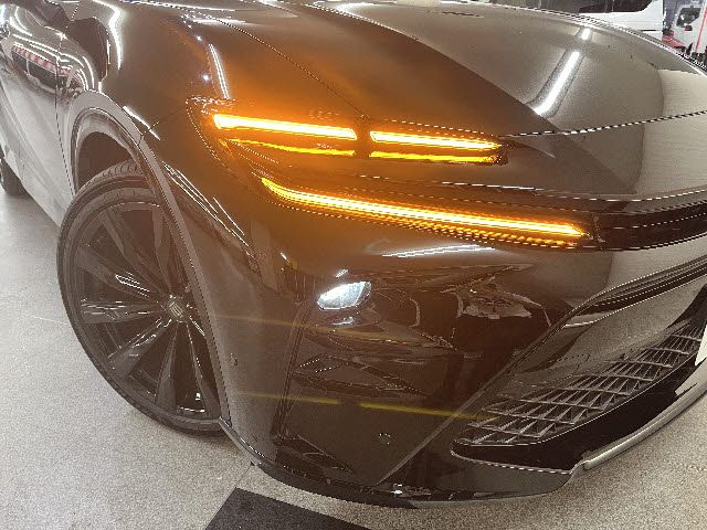 TOYOTA CROWN SPORT 2023