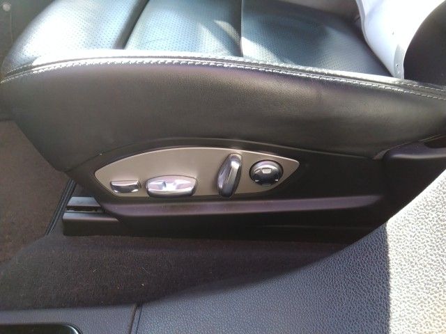 PORSCHE PORSCHE PANAMERA 2011