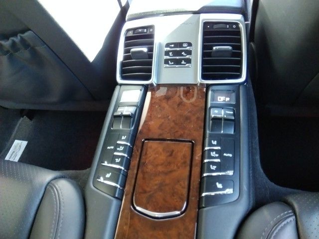 PORSCHE PORSCHE PANAMERA 2011