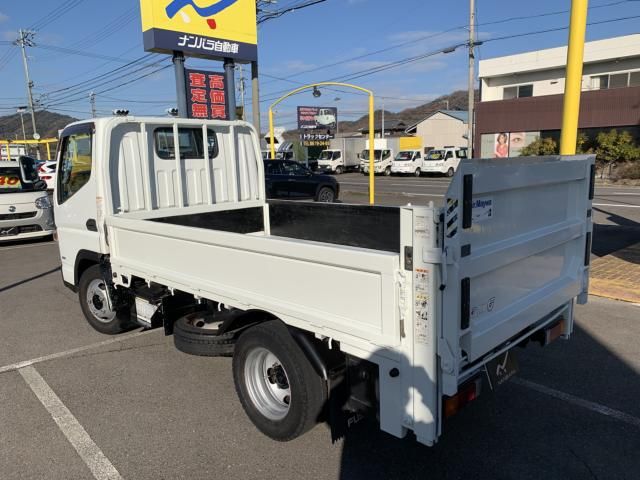 MITSUBISHI CANTER 2013