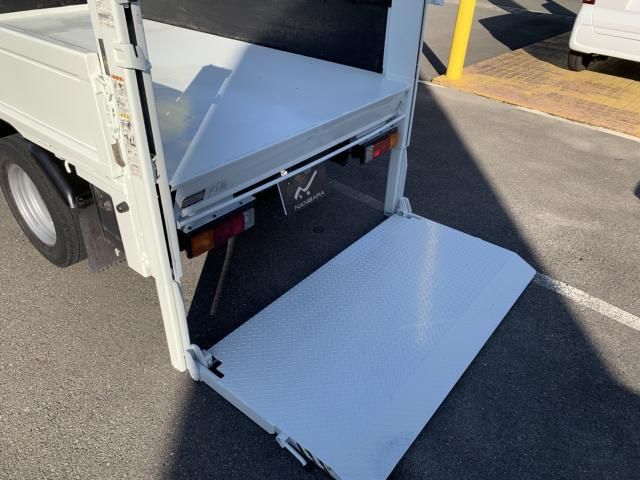 MITSUBISHI CANTER 2013