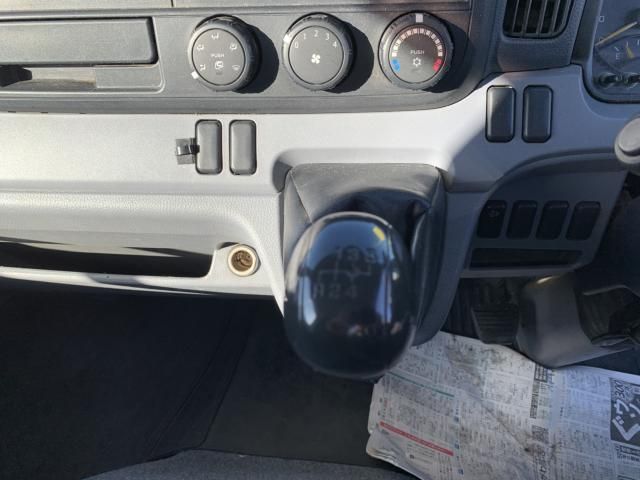 MITSUBISHI CANTER 2013