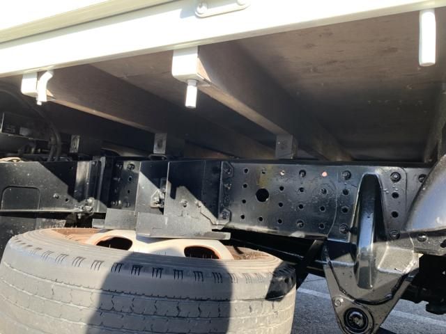 MITSUBISHI CANTER 2013