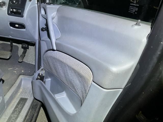 MERCEDES BENZ MERCEDES BENZ V class 2006