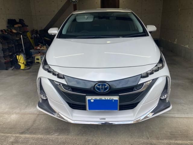 TOYOTA PRIUS PHV 2021