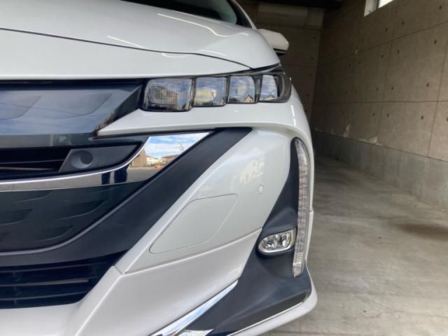 TOYOTA PRIUS PHV 2021