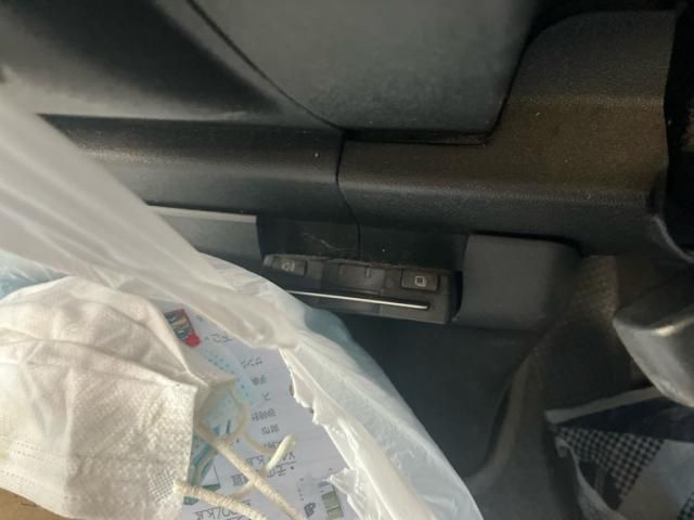 TOYOTA HIACE van 2WD 2012