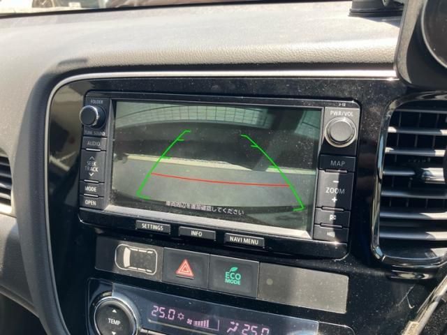 MITSUBISHI OUTLANDER PHEV 2013