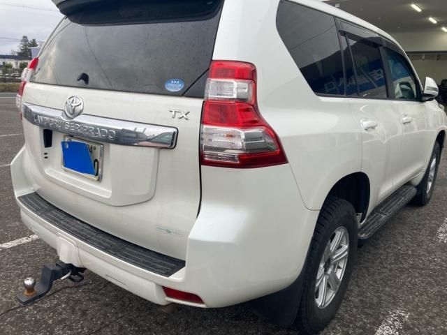 TOYOTA LANDCRUISER PRADO 2017