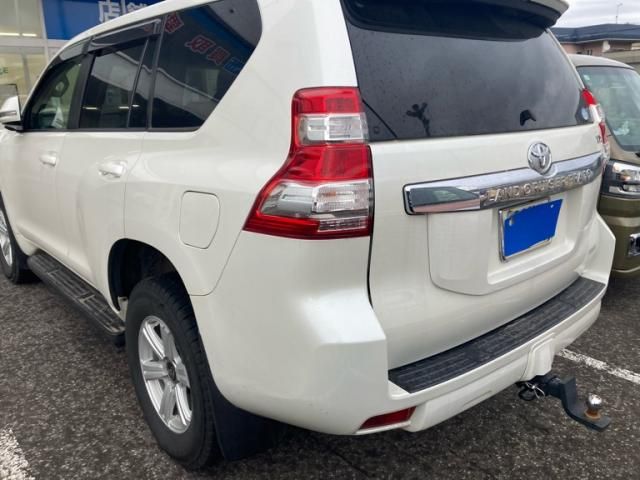 TOYOTA LANDCRUISER PRADO 2017