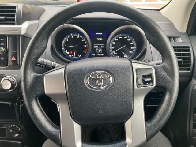 TOYOTA LANDCRUISER PRADO 2017