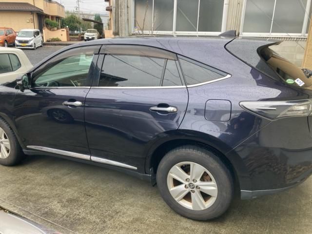 TOYOTA HARRIER 2WD 2014