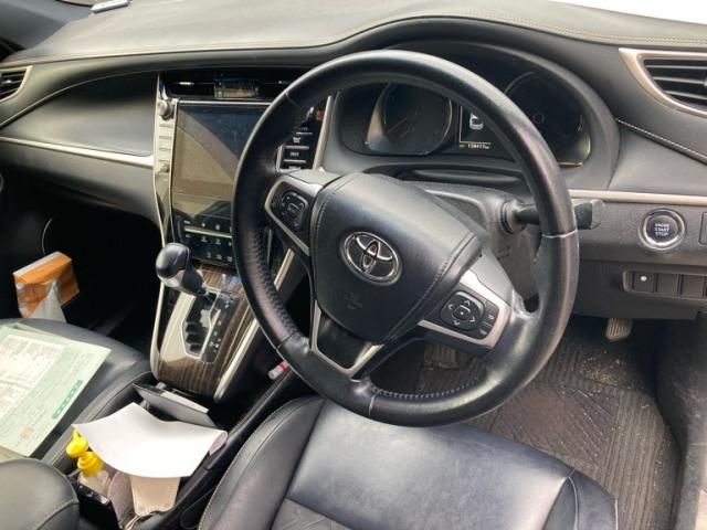 TOYOTA HARRIER 2WD 2014