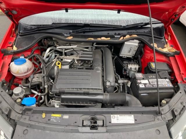 VOLKSWAGEN VOLKSWAGEN POLO 2017