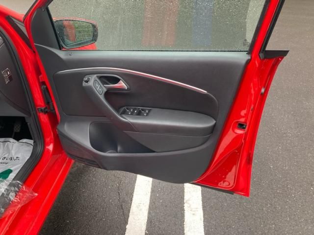 VOLKSWAGEN VOLKSWAGEN POLO 2017