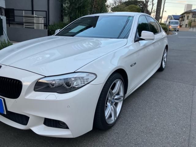 BMW BMW 5series sedan 2011