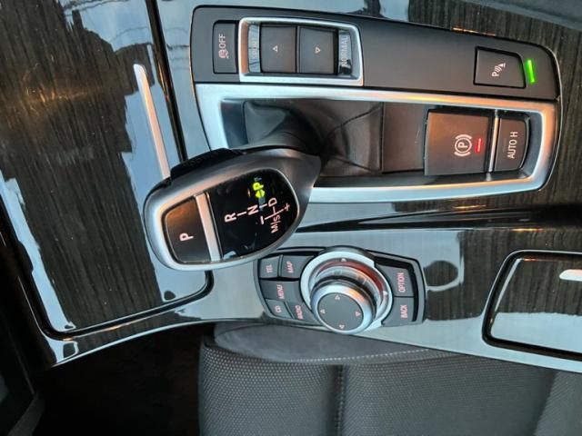 BMW BMW 5series sedan 2011