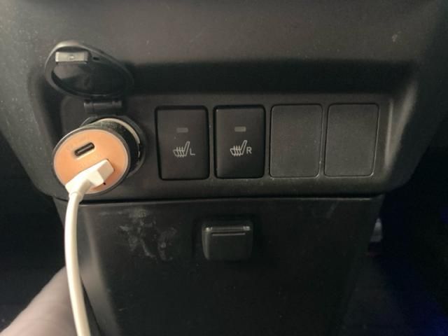 TOYOTA ROOMY 4WD 2019