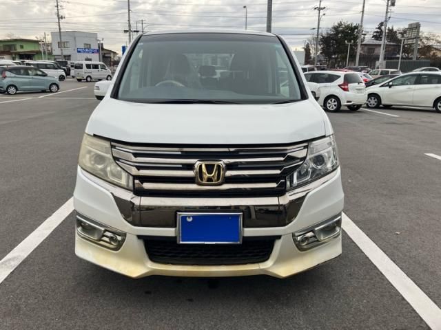 HONDA STEPWAGON SPADA 2013