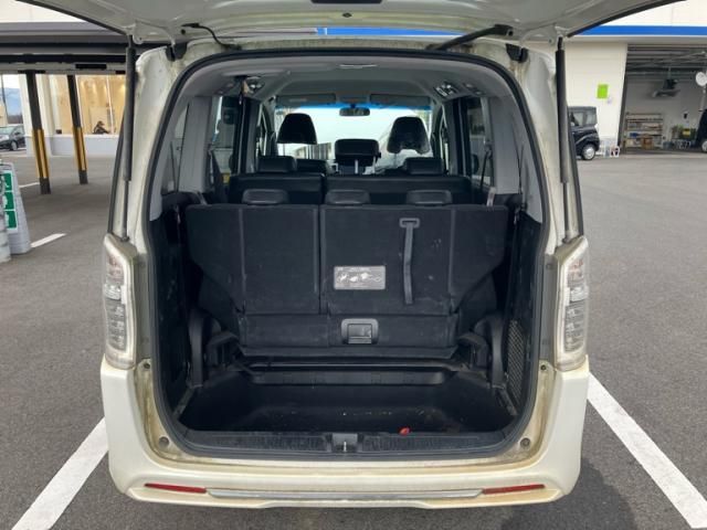 HONDA STEPWAGON SPADA 2013