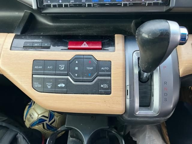 HONDA STEPWAGON SPADA 2013