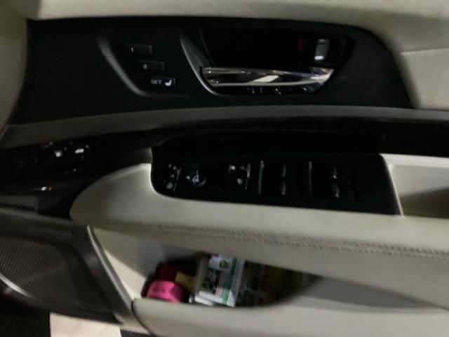 HONDA LEGEND HYBRID 2015