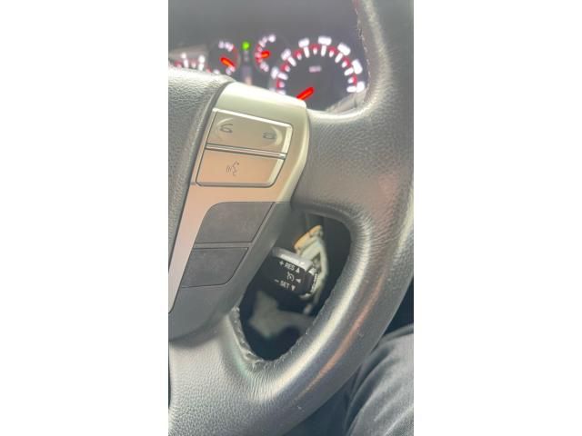 TOYOTA VELLFIRE 4WD 2010