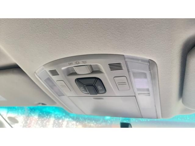 TOYOTA VELLFIRE 4WD 2010