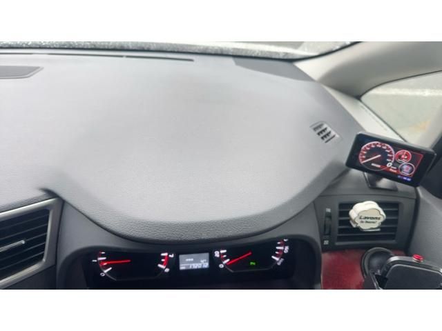 TOYOTA VELLFIRE 4WD 2010